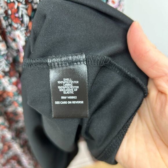 Torrid Black Flower Floral Tea Length Smocked Bodice A-Line Dress Size 0 Large - Picture 9 of 9